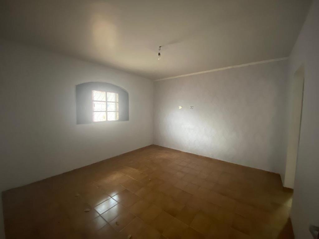 8e04304bfac6c05db921d6cbbee4b2f5_03