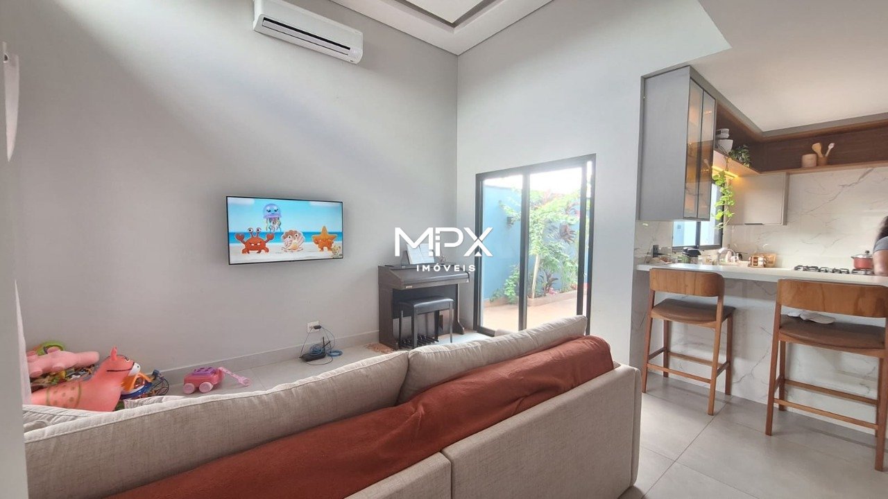 WhatsApp Image 2025-12-04 at 14.48