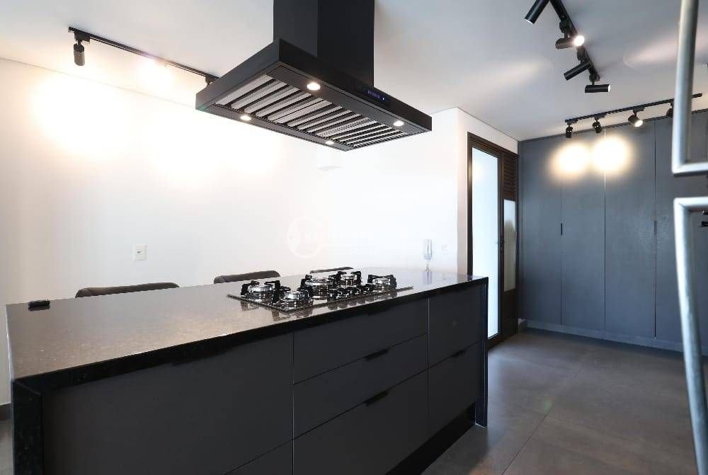 Apartamento mobiliado para venda com 128m² na Vila Leopoldina - 2 quartos e um escritório com ar condicionado em todos.