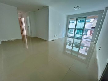 apartment em Rua Prefeito Sebastião Teixeira, Várzea - Teresópolis - RJ