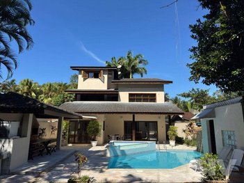 house em Passeio Carvalho, Riviera - Bertioga - SP