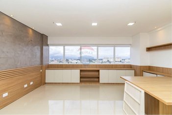 office em Rua Emanuel Kant, Capão Raso - Curitiba - PR