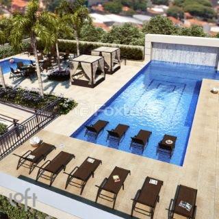 piscina-com-gazebos-e-espreguicadeiras