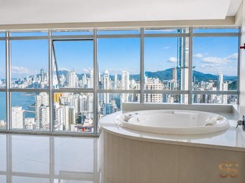apartment em Avenida Brasil, Centro - Balneário Camboriú - SC