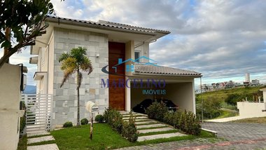 house em Rua Treze, Terras Alpha - Resende - RJ