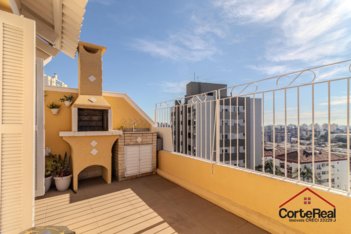 apartment em Rua Doutor Dário de Bittencourt, Jardim Europa - Porto Alegre - RS
