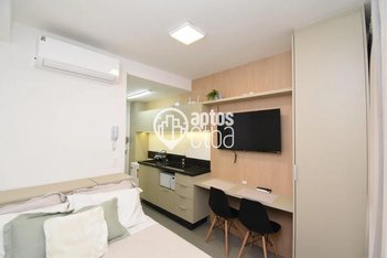 apartment em Rua André de Barros, Centro - Curitiba - PR