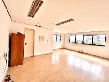 office em Rua Pequetita, Vila Olímpia - São Paulo - SP