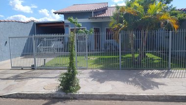 house em Rua Osmar Fortes Barcellos, Santo Inácio - Esteio - RS