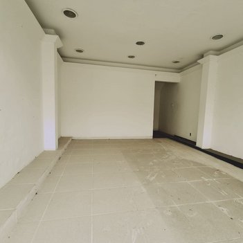 business em Rua Teresa, Alto da Serra - Petrópolis - RJ