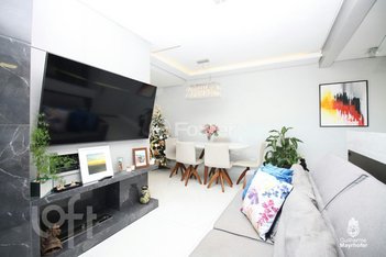 apartment em Rua Roque Calage, Passo da Areia - Porto Alegre - RS