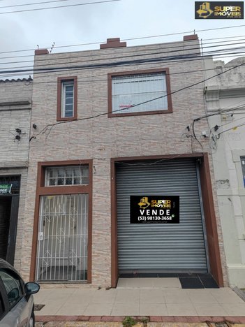house em Rua Quinze de Novembro, Centro - Pelotas - RS