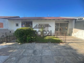 house em Rua Théo Benevenuto, Sarandi - Porto Alegre - RS