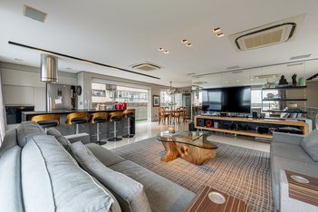 apartment em Rua Cândido Batista de Oliveira, Moinhos de Vento - Porto Alegre - RS