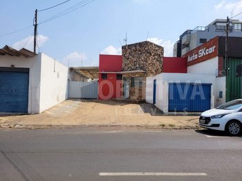 business em Avenida Floriano Peixoto, Brasil - Uberlândia - MG