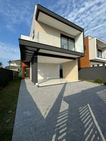 house em Rua Arnaldo Luz, Ingleses do Rio Vermelho - Florianópolis - SC