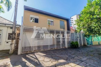 house em Rua Luzitana, Higienópolis - Porto Alegre - RS