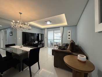 apartment em Avenida Brigadeiro da Silva Paes, Campinas - São José - SC
