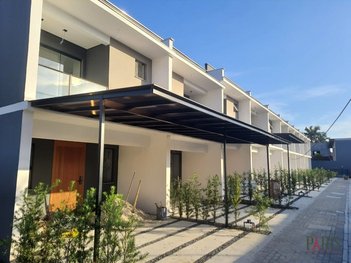 house em Rua Presidente Gaspar Dutra, Itaum - Joinville - SC