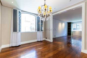 apartment em Rua Tapinas, Itaim Bibi - São Paulo - SP