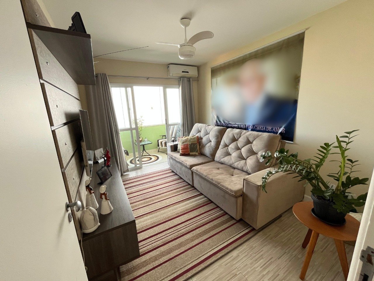 SEGUNDO QUARTO CLIENTE FEZ UMA SALA