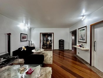 apartment em Avenida Chibarás, Moema - São Paulo - SP