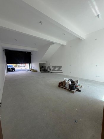 business em Avenida das Linhas, Loteamento Villa Branca - Jacareí - SP