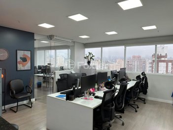 office em Avenida Osvaldo Aranha, Bom Fim - Porto Alegre - RS
