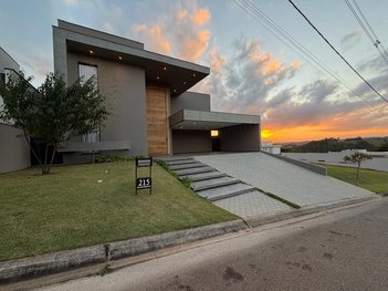house em Rua das Sibipirunas, Condomínio Terras de Santa Cruz - Bragança Paulista - SP