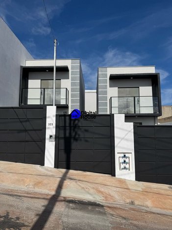 house em Rua Gameleira, Novo Barreirinho - Ibirité - MG