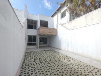 house em Rua Rita Camargos Cunha, Nossa Senhora de Fátima - Contagem - MG