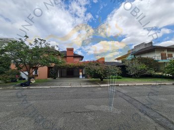 house em Rua Shiguenobu Takahashi, Jardim Residencial Suzano - Suzano - SP