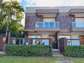 house em Rua Rio Uruguai, Centro - Xangri-Lá - RS