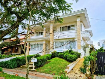 house em dos Amborés, Jurerê Internacional - Florianópolis - SC