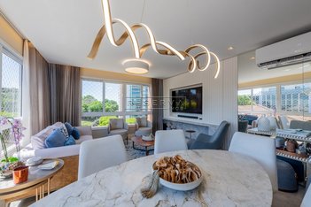 apartment em Rua Alcides Gonzaga, Boa Vista - Porto Alegre - RS