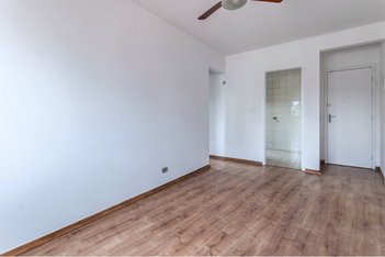 apartment em Rua Santa Flora, Vila Monumento - São Paulo - SP
