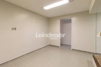 office em Praça Dom Feliciano, Centro Histórico - Porto Alegre - RS