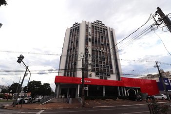 office em Avenida Bandeirantes, Vila Ipiranga - Londrina - PR