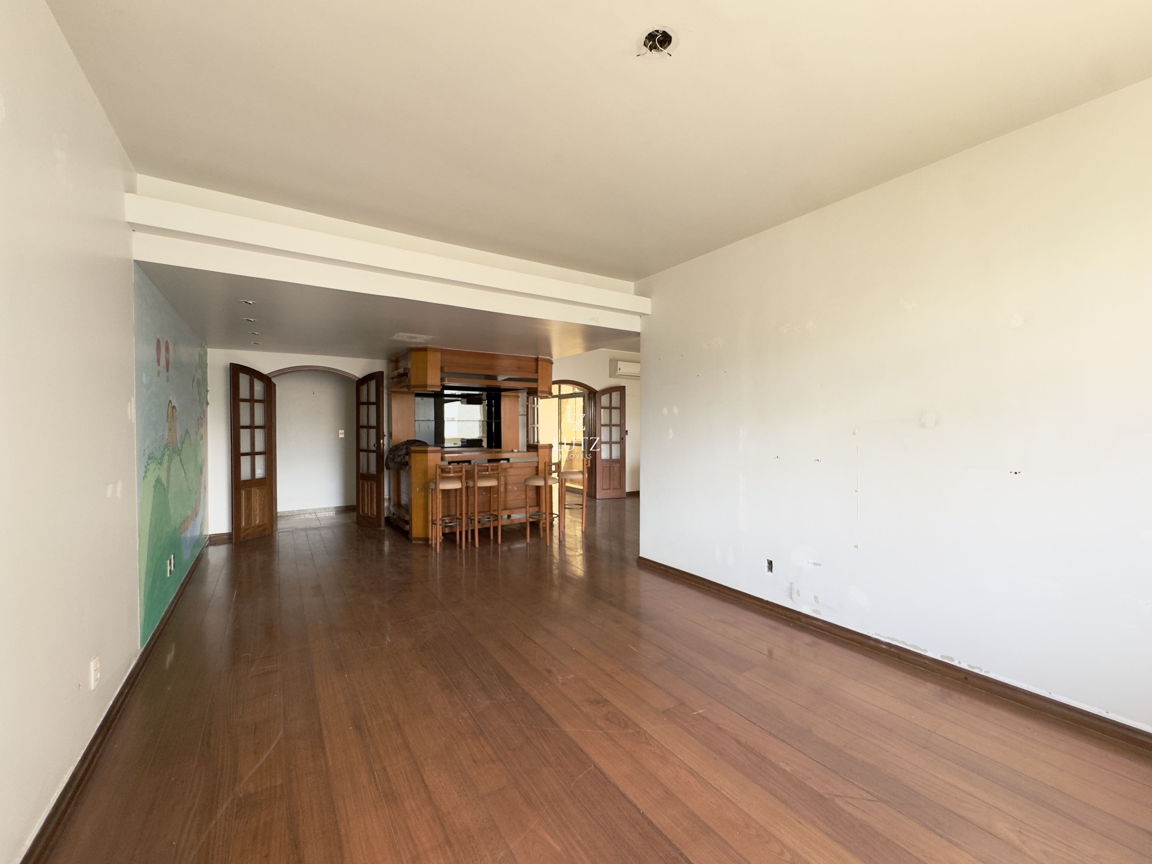 Apartamento com 4 quartos — Lourdes, Belo Horizonte