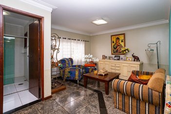 house em QE 4 Conjunto M, Guará II - Brasília - DF