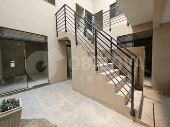 business em Rua Quintino Bocaiúva, Saraiva - Uberlândia - MG