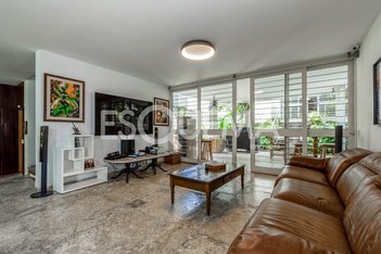 house em Rua Veneza, Jardim Paulista - S��o Paulo - SP