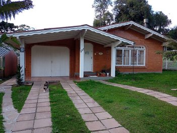 house em Rua Caxias, Santa Terezinha - Canela - RS