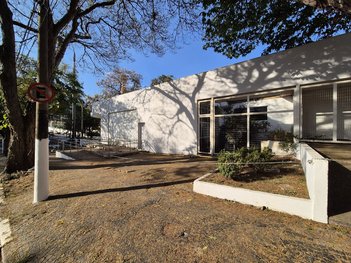 commercial_building em Rua Dom Nery, Vila Embaré - Valinhos - SP