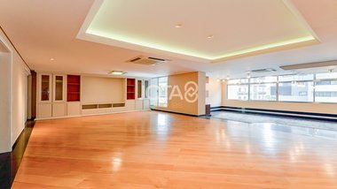 apartment em Rua Carneiro Lobo, Água Verde - Curitiba - PR