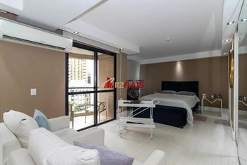 apartment em Rua Jerônimo da Veiga, Jardim Europa - São Paulo - SP