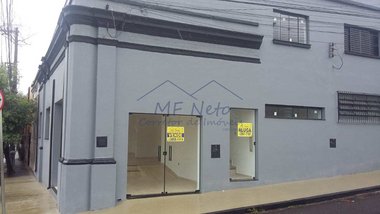 commercial_building em Rua Amador Bueno, Vila Steola - Pirassununga - SP