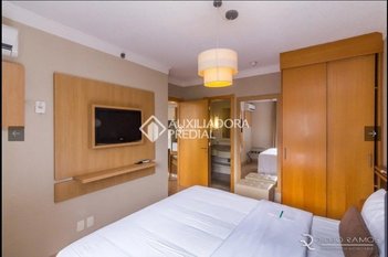 apartment em Rua Miguel Tostes, Rio Branco - Porto Alegre - RS