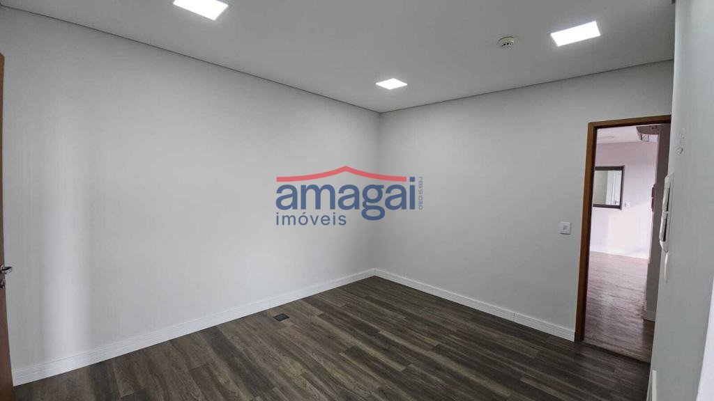 whatsapp-image-2024-12-13-at-17-58-36-2-Photoroom