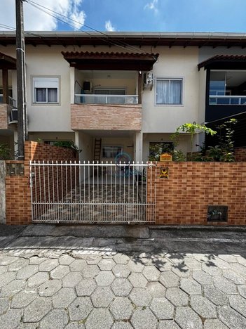 house em Servidão Olavio Valentim Garcia, Ingleses do Rio Vermelho - Florianópolis - SC